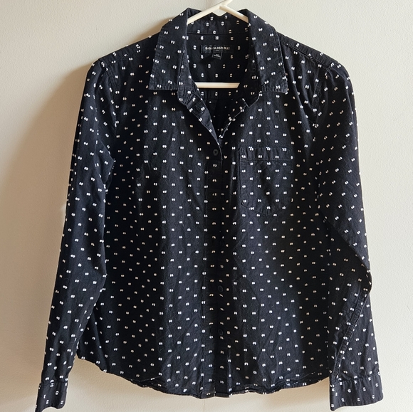 Banana Republic Dobby Untucked Classic Shirt in Women's M - Picture 1 of 13